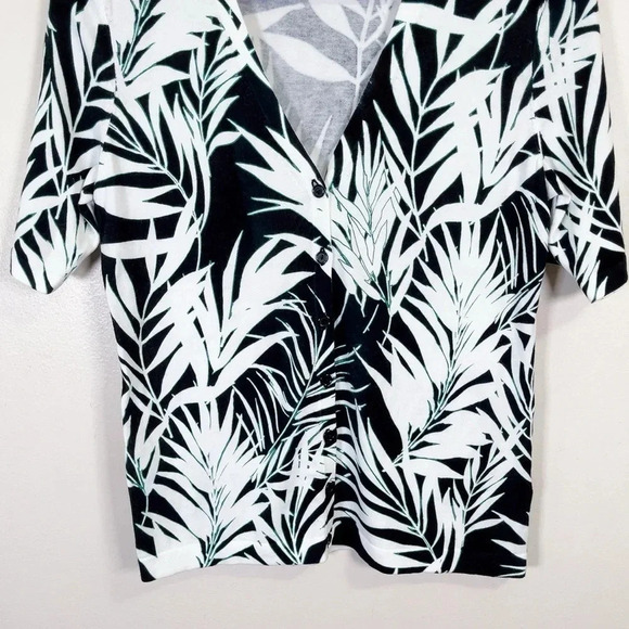 Talbots Tropical Leaf Fern Short Sleeve Button Sweater - Picture 6 of 16